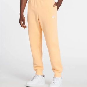 New Nike NSW Club Fleece Jogger Pants BV2671-734 Orange Chalk Men's Size…